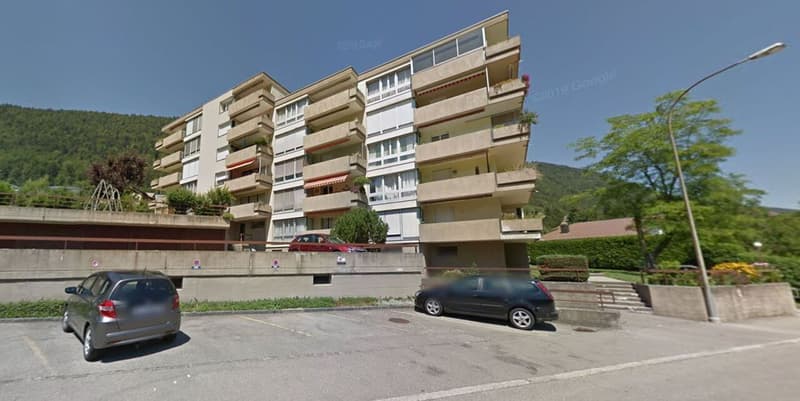 Appartement de 4 1/2 pièces avec balcon et garage à Saint-Imier (1)
