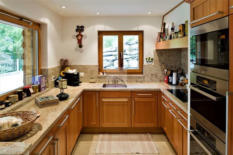 Chalet individuel 7,5 pièces à vendre à Ovronnaz