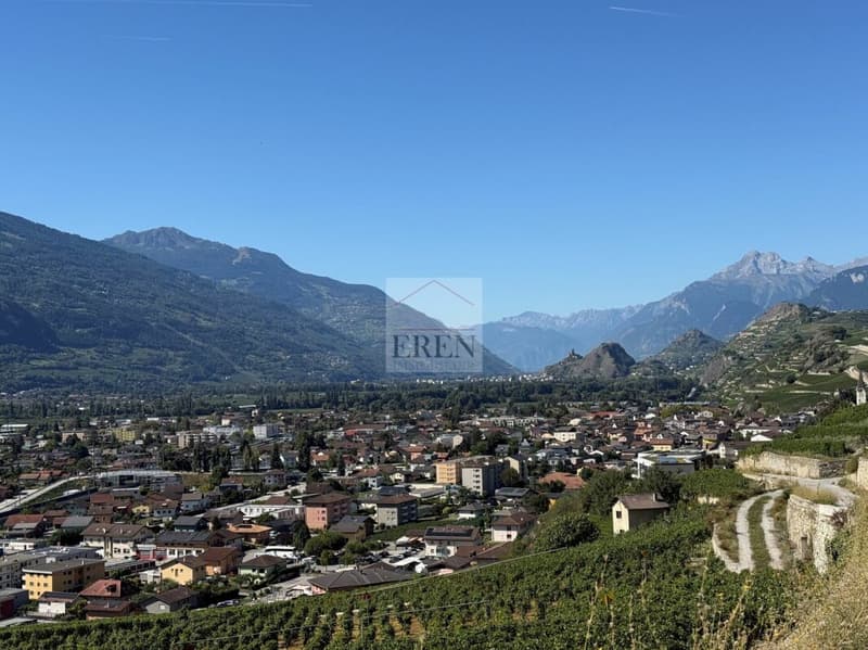 Village de Saint-Léonard et plaine du Rhône