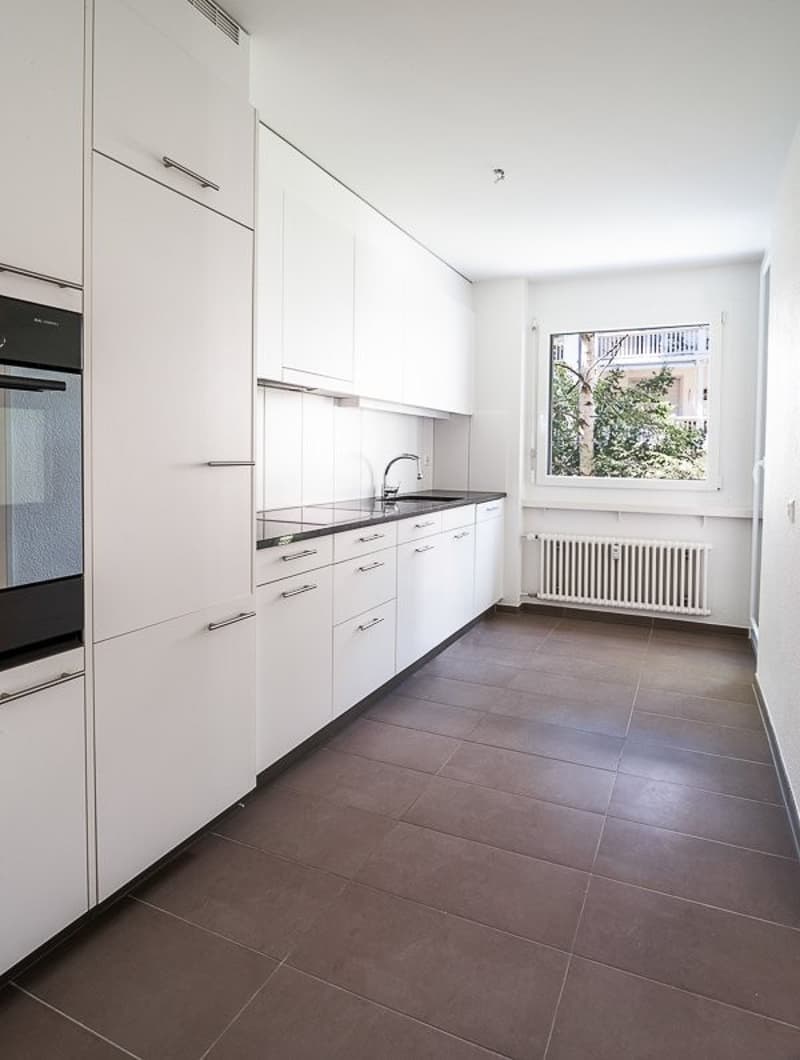 Top moderne Wohnung nähe Neuweilerplatz (5)