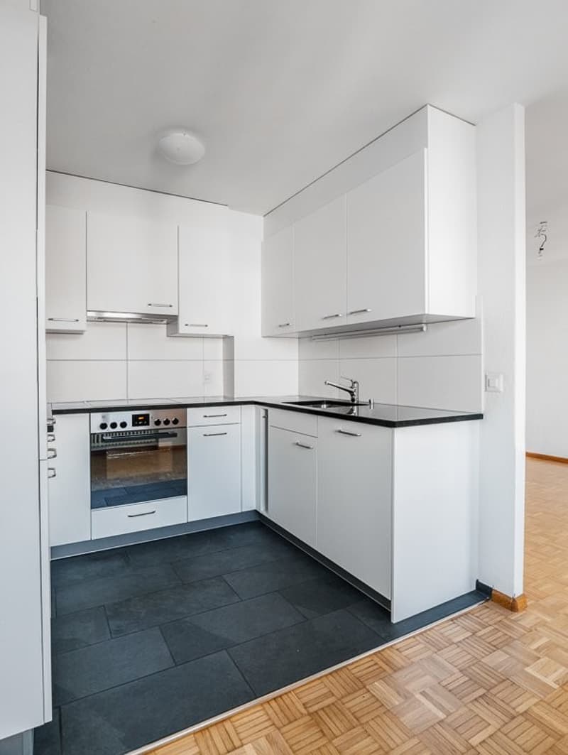 Great apartment with spacious balcony and view of Wartenberg (4)