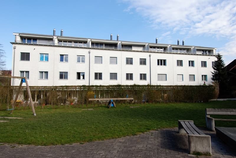 Appartamento a due piani di 4,5 locali con stufa svedese (2)