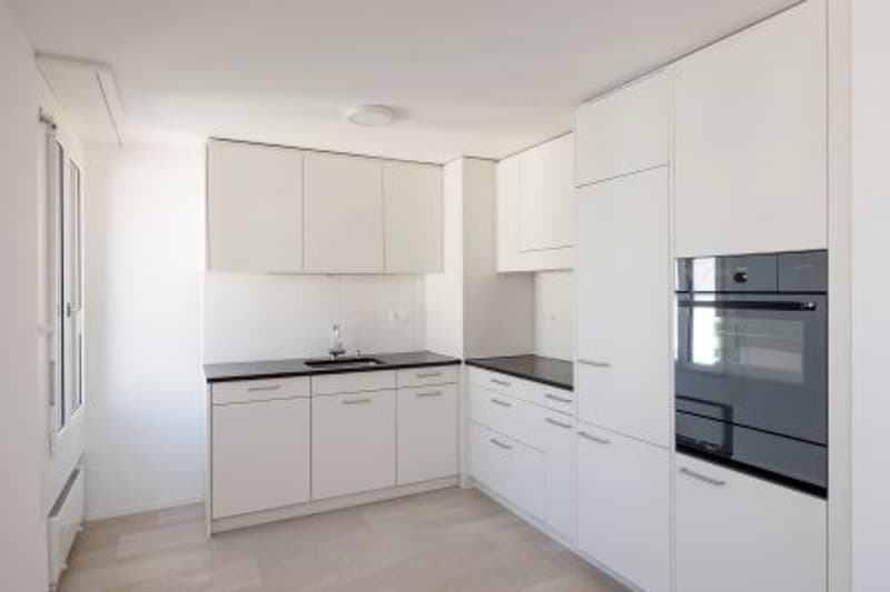 With dishwasher, balcony, elevator, and much more (2)