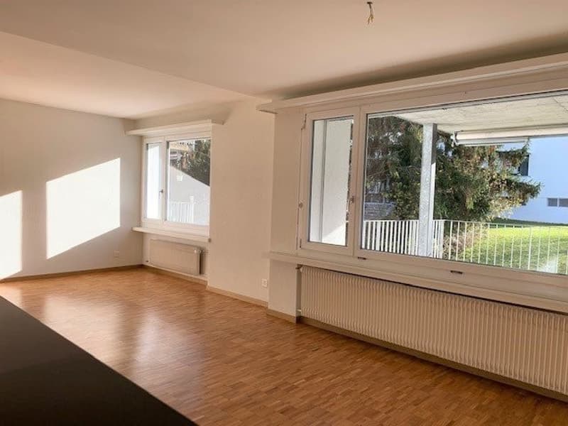 Schöne 3.5 ZWG in Adliswil zu vermieten (3)