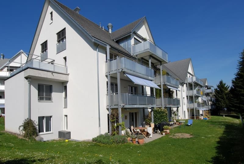 Schönes Wohnen an sonniger Lage! (2)