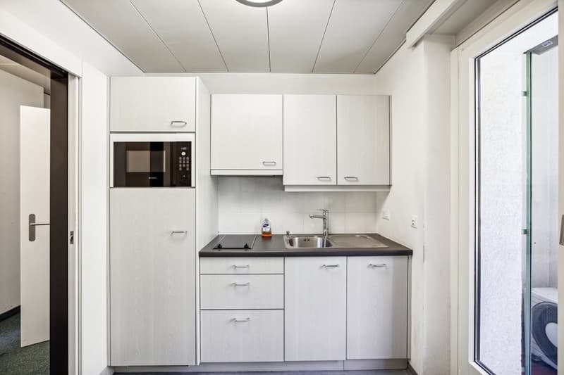 In residential building beautiful furnished area (10)