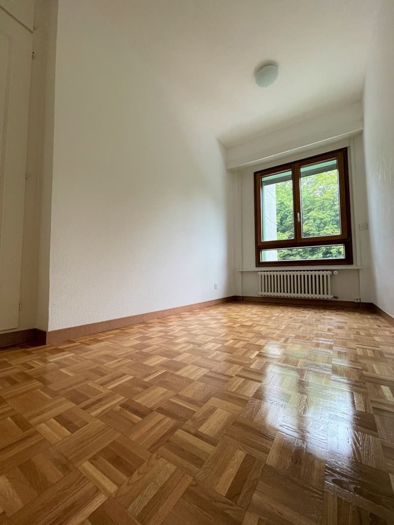 Superbo appartamento di 6 locali con vista panoramica sul lago (4)
