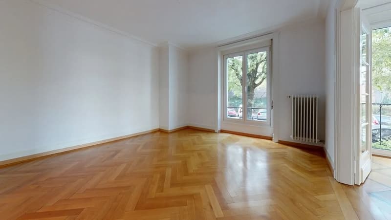 wtQ78xLFRwp-Living_Room.webp