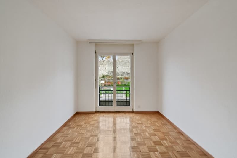 Schönes Apartment in der Nähe von Geschäften und öffentlichen Verkehrsmitteln (4)