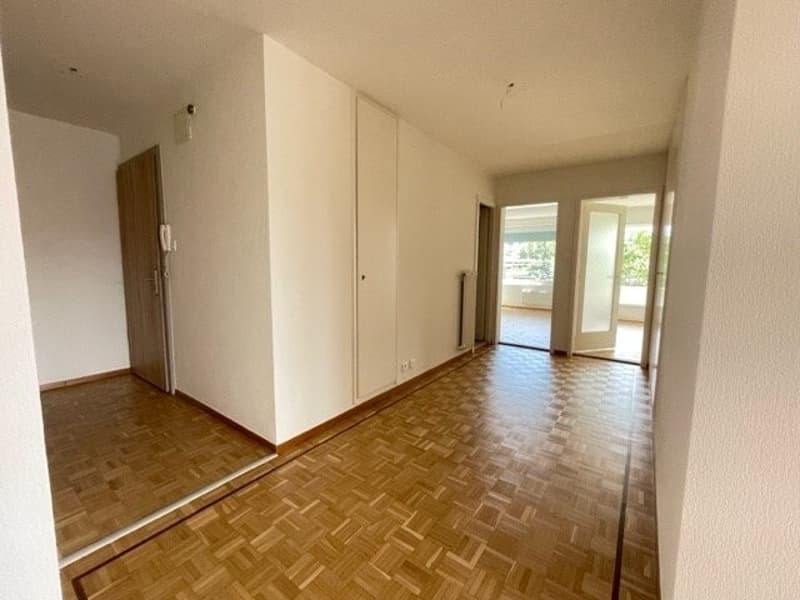 Hall_dentree_-_new.jpg