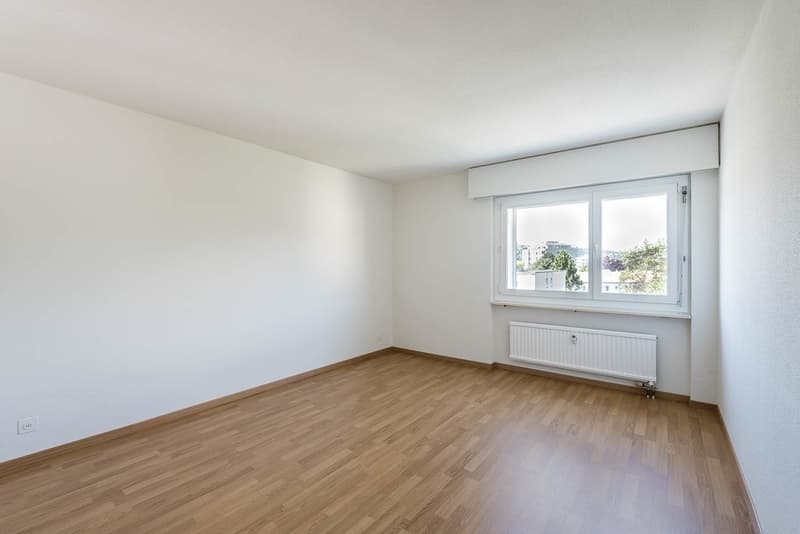 Great studio apartment with CHF 500 voucher for Brügg Center! (5)