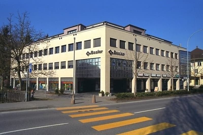 Shop seeks tenant (1)