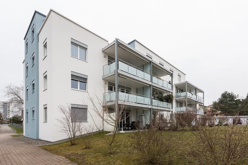Modernes Wohnen an idyllischer Lage (1)