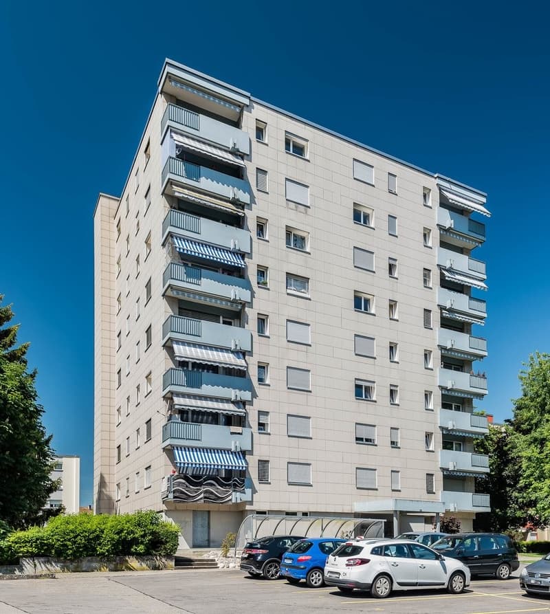 charmante Pendlerwohnung in Brügg (1)