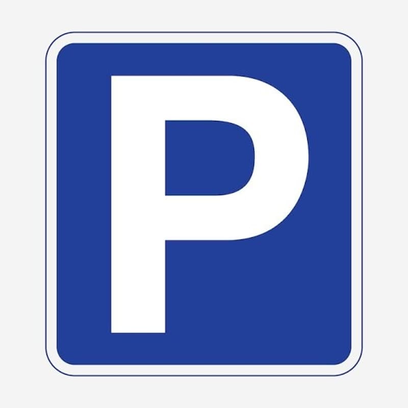 Sicherer Tiefgaragenplatz (1)