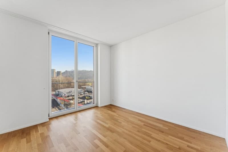 Lichtdurchflutete 4.5-Zimmerwohnung im 3. Obergeschoss (6)