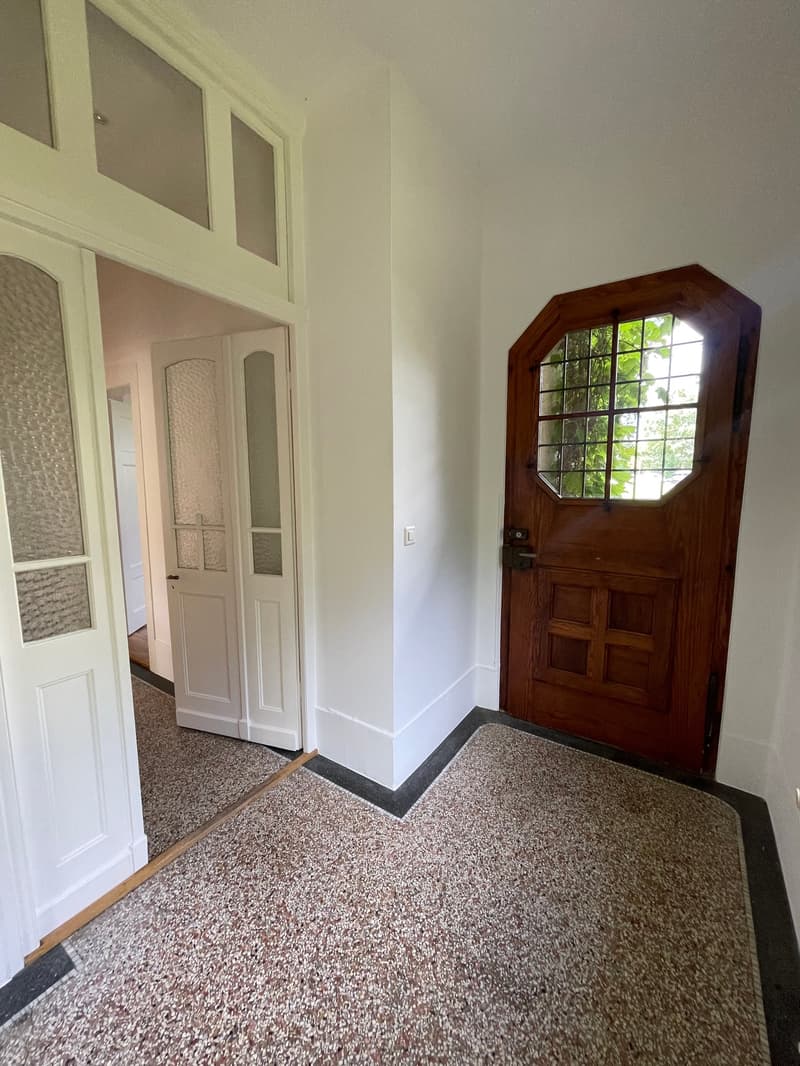 Appartamento in stile in un edificio antico con accesso al giardino (10)