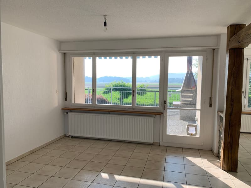 Einfamilienhaus zur Miete mit grossem Garten und Cheminée in Jegenstorf (6)