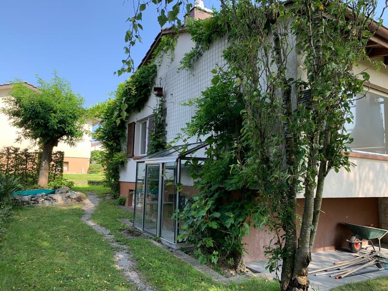Einfamilienhaus zur Miete mit grossem Garten und Cheminée in Jegenstorf (3)