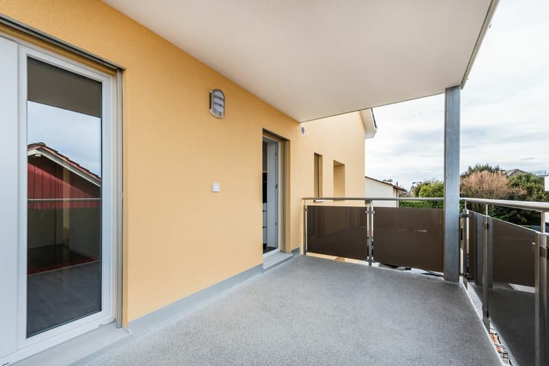 4-Bedroom Apartment in Initial Occupancy - with Lake View (5)