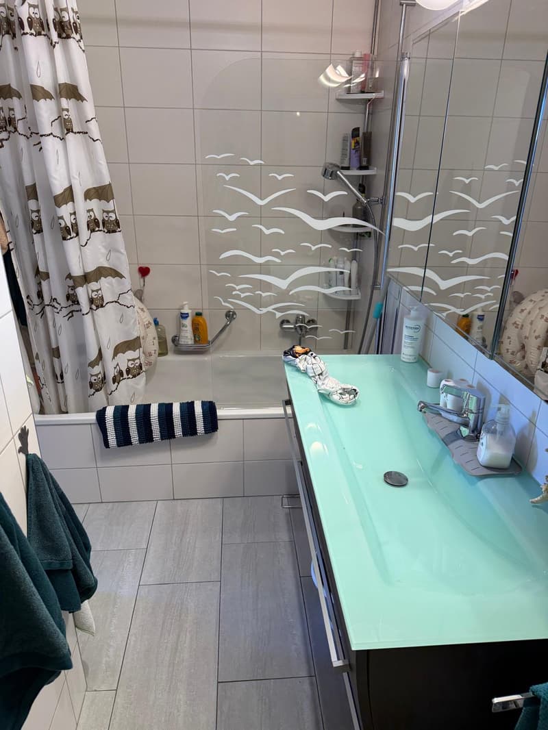 Zu vermieten in Cressier 4,5 Zimmer-Erdgeschosswohnung mit grosse Terrasse (7)