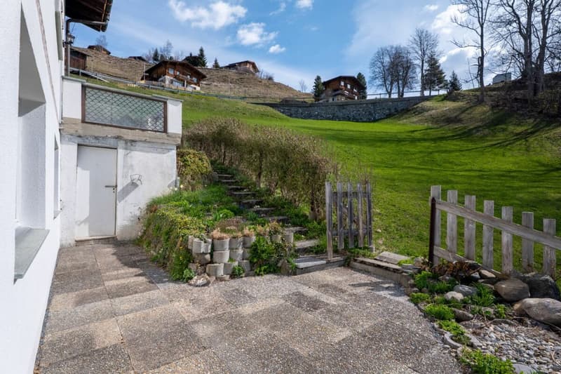 Vivre avec une vue dégagée. Appartement de 4,5 pièces rénové récemment près d'Arosa (13)