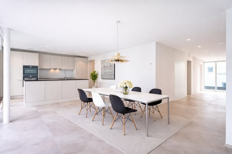 Penthouse first-time occupancy in Wil SG. Light, space and two terraces with city views (3)