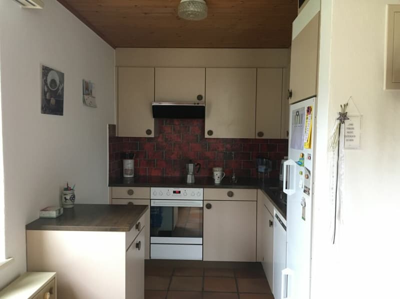 Appartamento 3.5 locali con vista mozzafiato a Cazis (4)