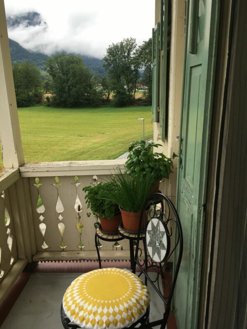 Appartamento 3.5 locali con vista mozzafiato a Cazis (13)