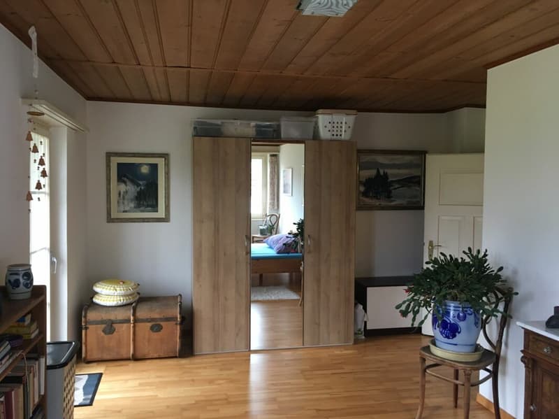 Appartamento 3.5 locali con vista mozzafiato a Cazis (8)