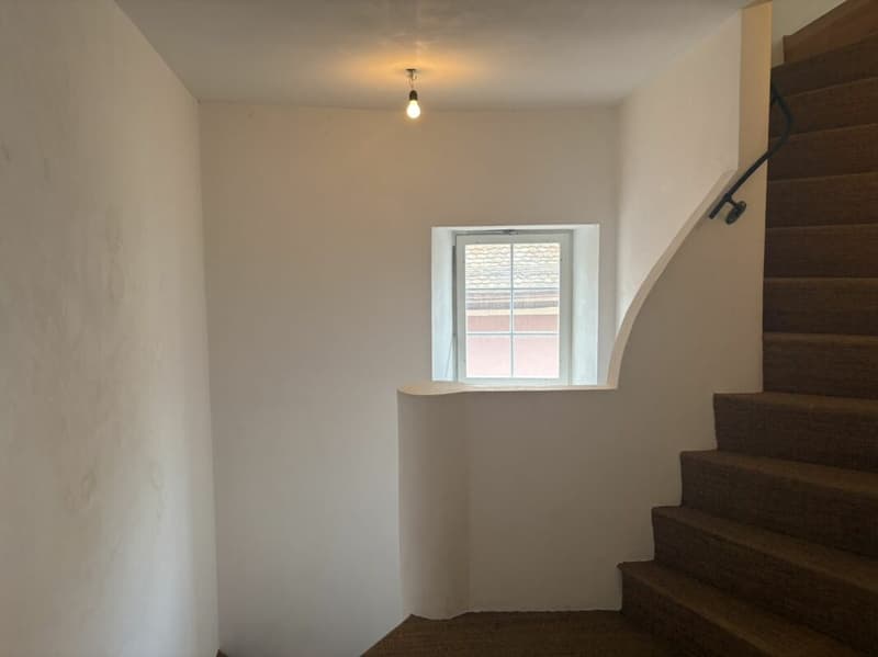 Chur: Charming 3.5-room maisonette apartment in the heart of the old town with balcony (19)