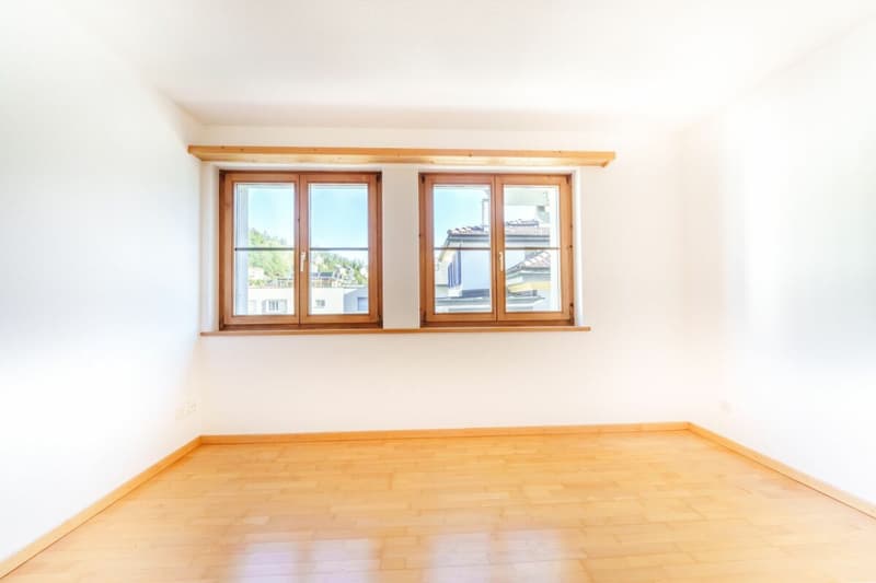 Thusis: Zentrale 3.5-Zimmer-Wohnung (7)