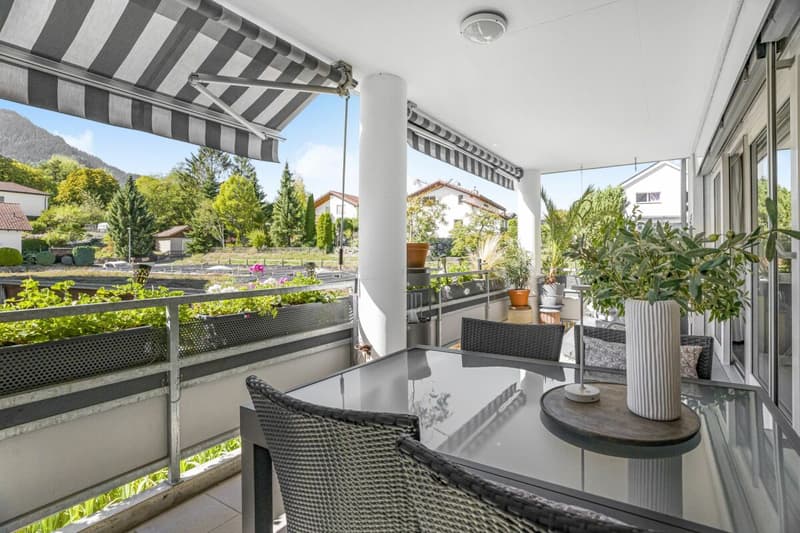 Bonaduz: Helle 4.5-Zimmer-Wohnung in grossem Balkon, Lift und eigenem Hobbyraum (5)