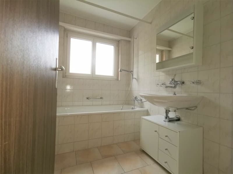 Appartement lumineux et spacieux de 3,5 pièces avec balcon n° 3 (3)