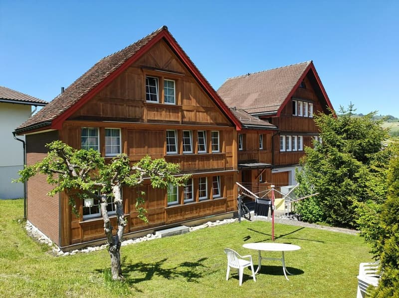 Heimelige 2.5 Zimmer Wohnung zu vermieten (1)