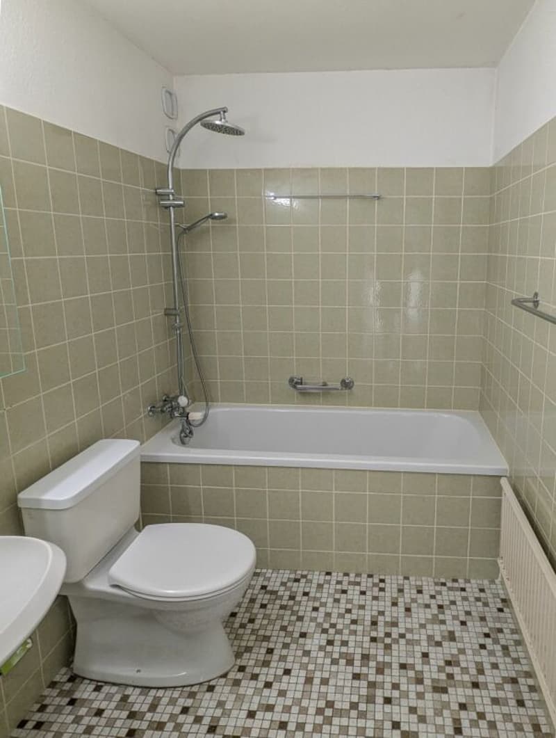 4.5-Zimmer-Wohnung mit Potenzial (4)