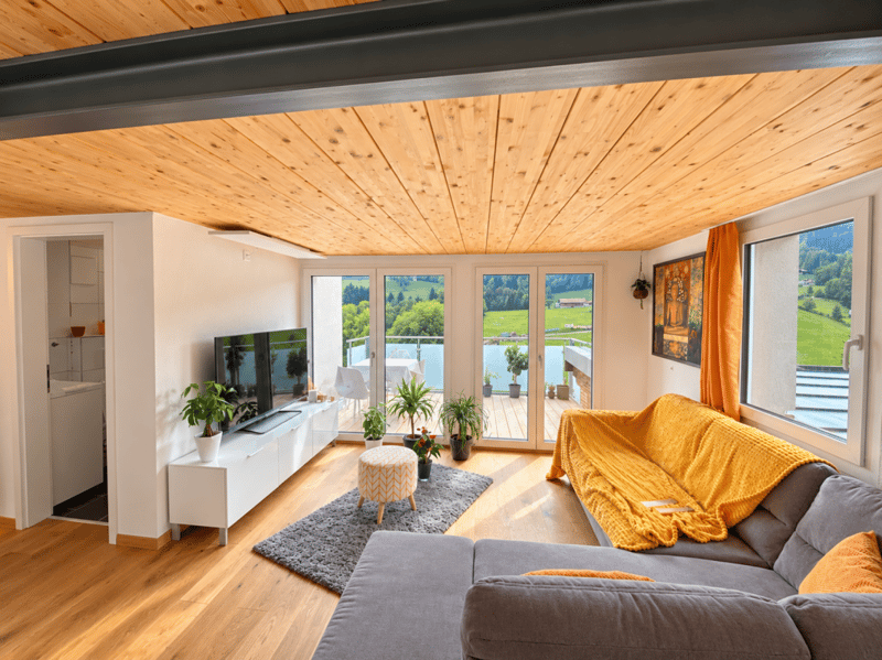 Helle 2.5 Zi-Wohnung mit Balkon (2)