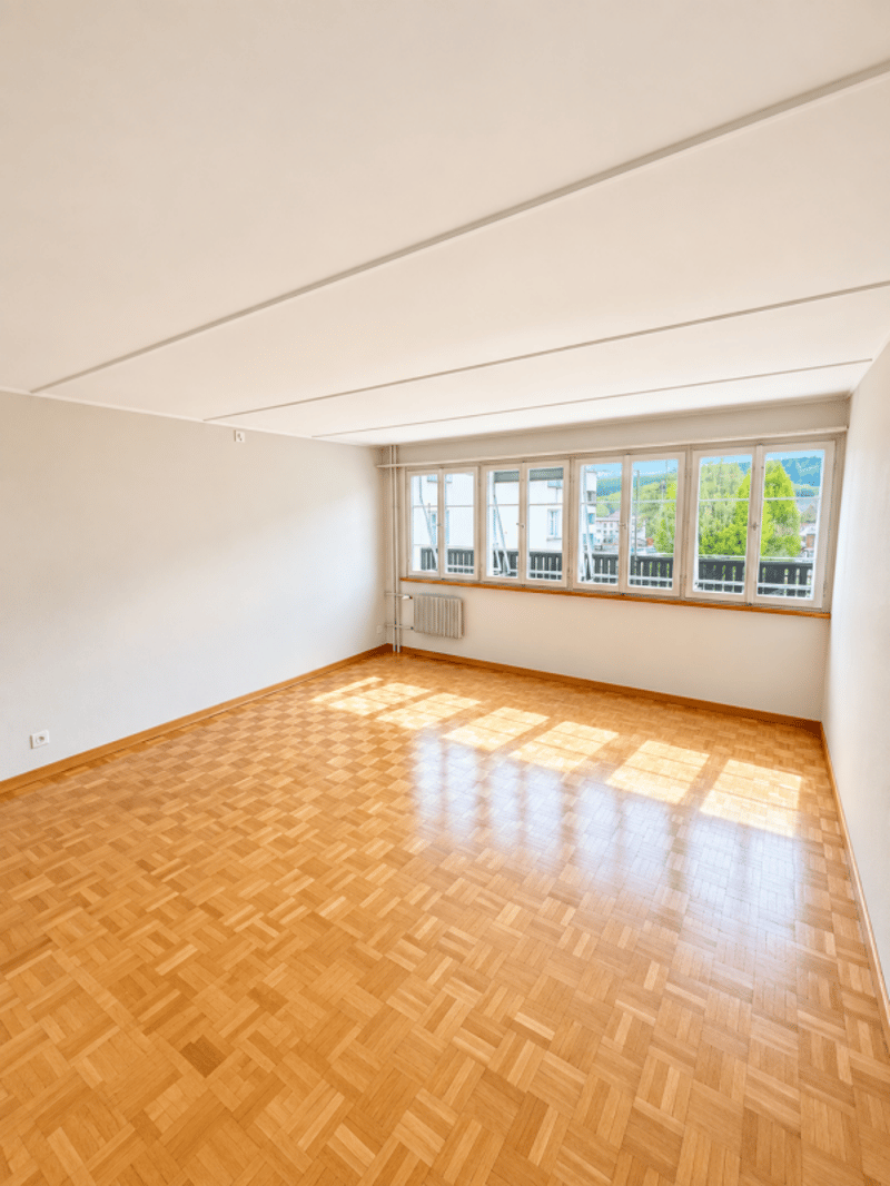 3.5-Zimmer Wohnung mit Wintergarten (3)