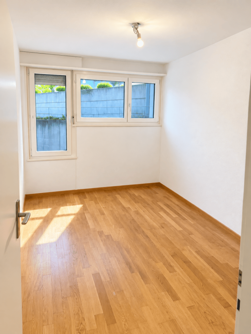 Helle und Grosszügige 4.5Zi-Wohnung (8)