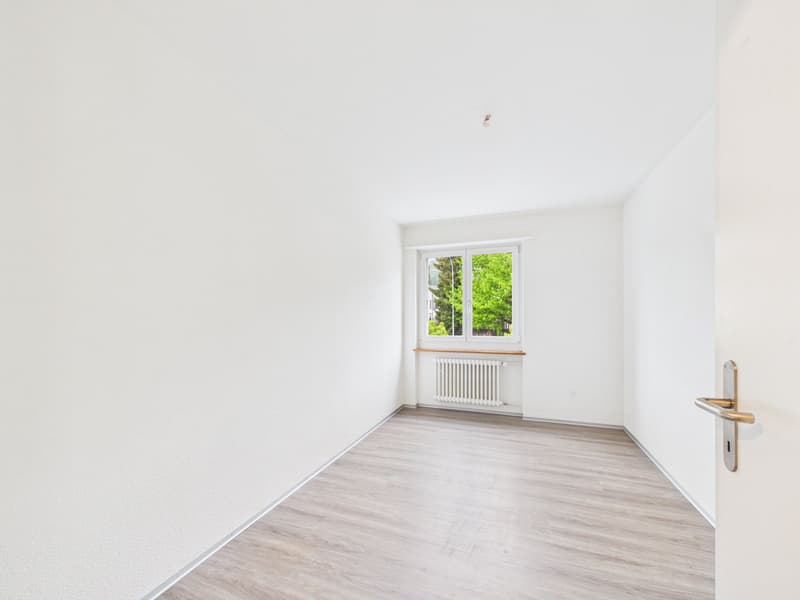 Geräumige 3.5-Zimmerwohnung in Hünibach (8)