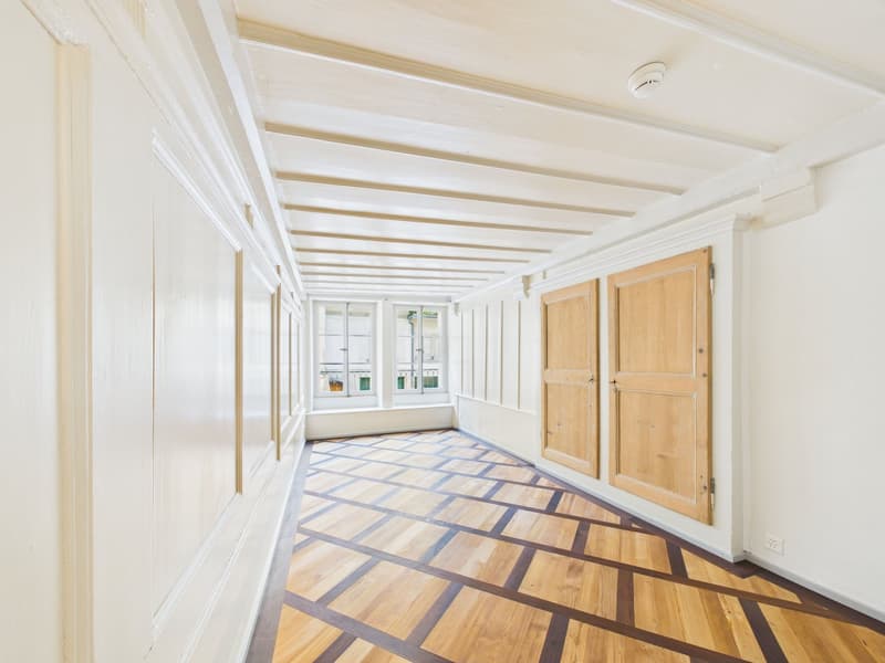 Charmante 4-Zimmer-Wohnung an der Postgasse in Bern – sofort verfügbar! (11)