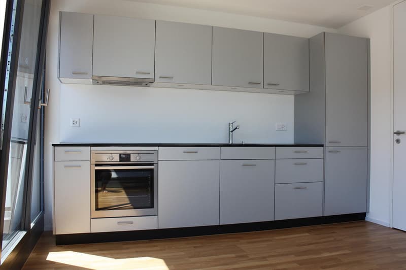 moderne 2.5-Zimmer-Attikawohnung in Herrenschwanden (1)