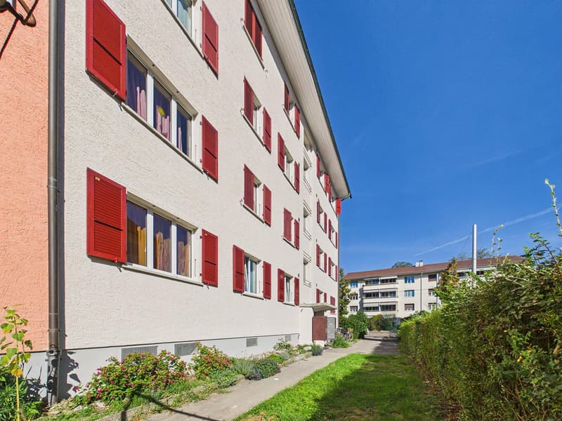 helle 2-Zimmerdachwohnung an zentraler Lage in Bern Bümpliz (16)