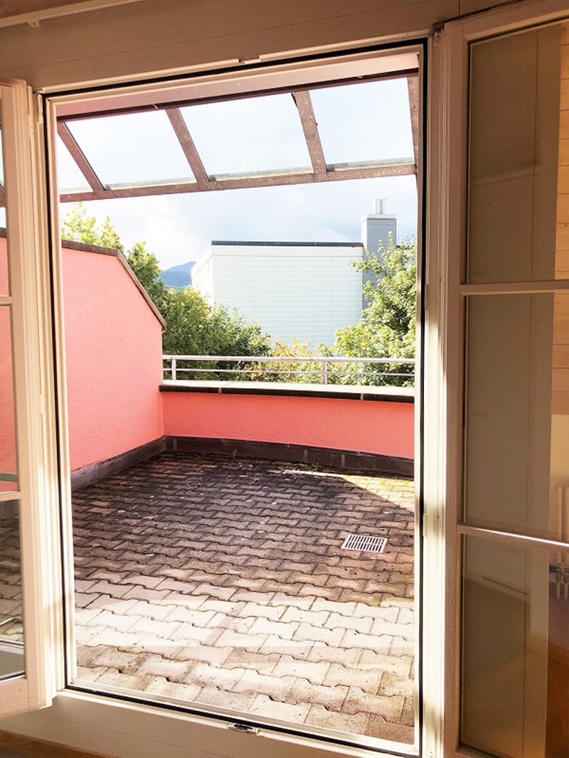 1.5-Zimmer-Galeriewohnung mit grossem Balkon (4)