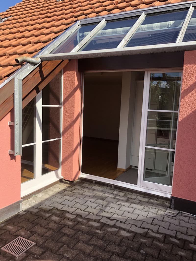 1.5-Zimmer-Galeriewohnung mit grossem Balkon (6)