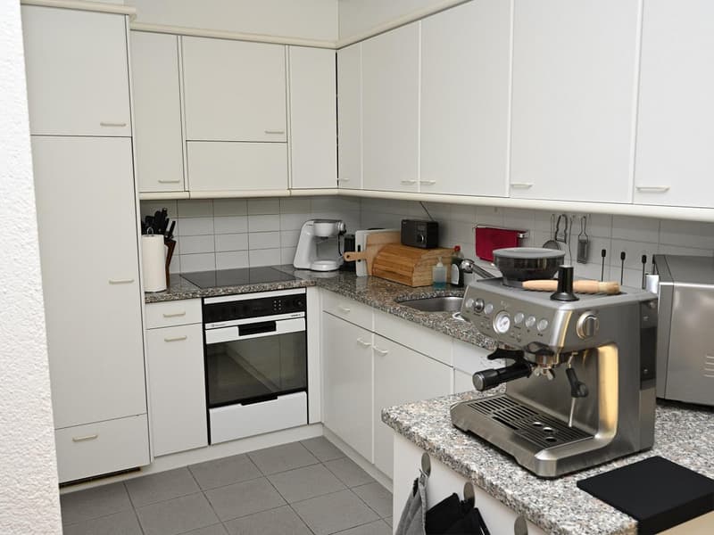 gemütliche 2.5-Zimmerwohnung mit Gartensitzplatz (2)