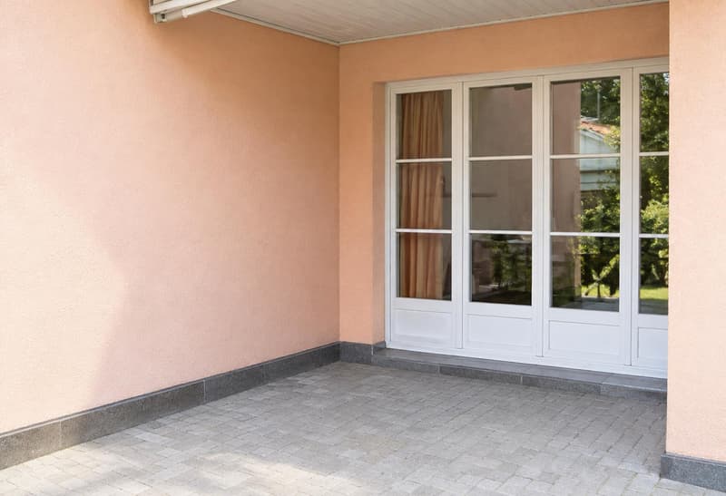 gemütliche 2.5-Zimmerwohnung mit Gartensitzplatz (4)