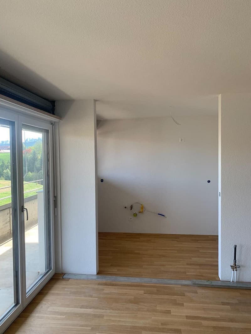 Ihr neues Zuhause wartet: frisch sanierte 3.5 Zimmerwohnung (2)