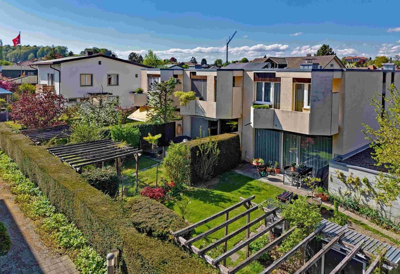 Paradise-like - a nice home for families, ideal size and well-located (5)