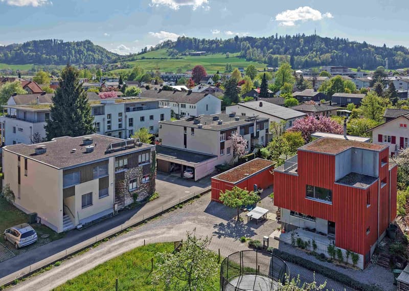 Paradise-like - a nice home for families, ideal size and well-located (9)